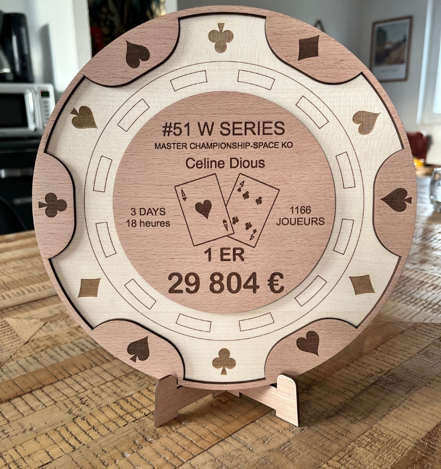 Trophée Tournoi Poker en bois, à personnaliser
