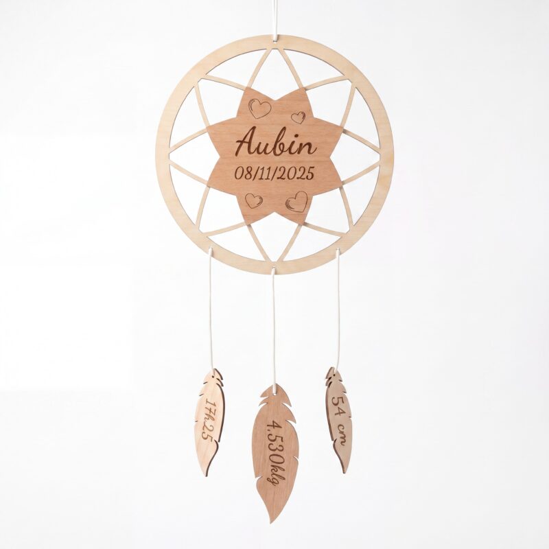 Attrape-rêve personnalisé en bois – Cadeau de naissance