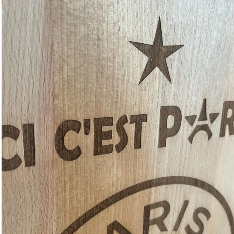 Planche à découper en bois – Un cadeau unique et durable