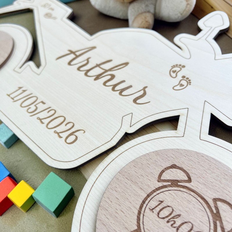 Moto de Naissance Personnalisée en Bois – Prénom, Date, Poids et Taille