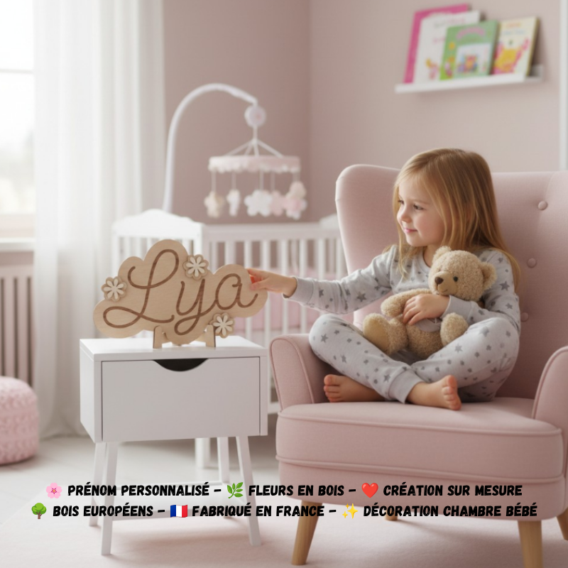 Prénom en Bois Personnalisé avec Fleurs – Décoration Murale Personnalisée